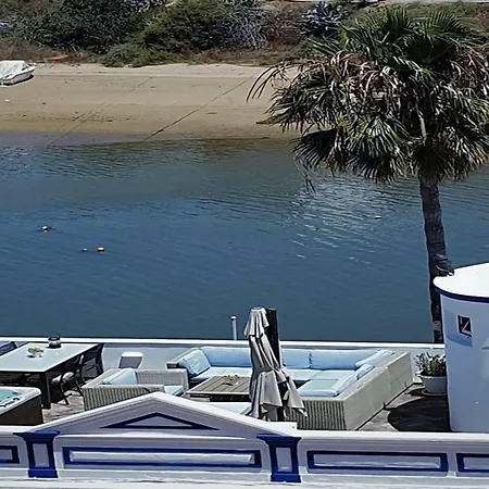 Waterfront Large Terrace Hot Tub & 200M To Beach Σπίτι διακοπών Ferragudo (Faro)