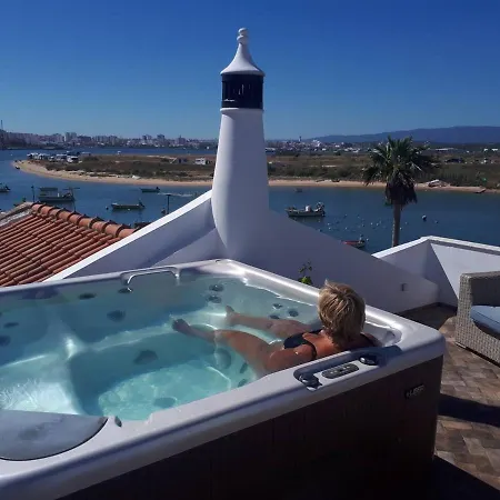 Waterfront Large Terrace Hot Tub & 200M To Beach *